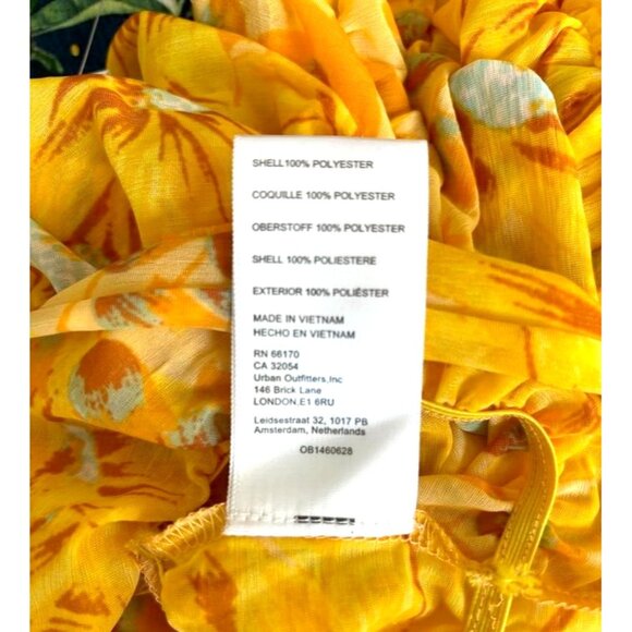 NWT URBAN OUTFITTERS Isla Top Sz Medium Yellow Sunflower Crop Top Ruched Sleeves - Picture 7 of 7